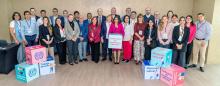 Integrantes del del Grupo Tripartito Promotor del Mecanismo Regional para el Reconocimiento Mutuo de Certificación de Competencias Laborales, representantes de OIT/Cinterfor, el BID y la Comunidad Andina. Integrantes del del Grupo Tripartito Promotor del Mecanismo Regional para el Reconocimiento Mutuo de Certificación de Competencias Laborales, representantes de OIT/Cinterfor, el BID y la Comunidad Andina.
